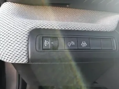 Photo 11 Citroën C3 Gén. IV Ph1 PLUS 5