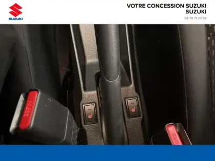 Photo 12 Suzuki Ignis  1.2 Dualjet Hybrid 83ch Privilège