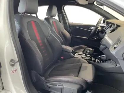 Photo 8 BMW Serie 1 Série 1 128tiA 265ch