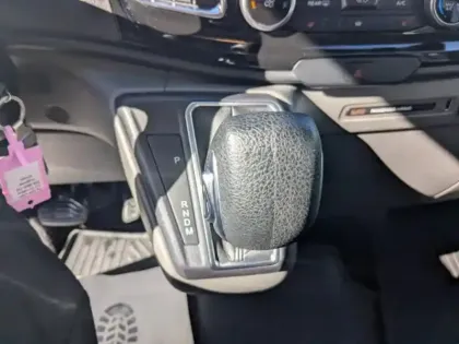 Photo 14 Ford Custom Gén. I Ph2 Active 5