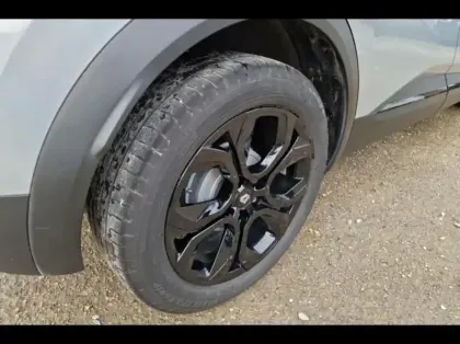 Photo 12 Renault Captur  1.3 TCe mild hybrid 140ch Techno Fast Track