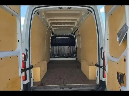 Photo 7 Renault Master  Fg F3500 L3H3 2.3 Blue dCi 135ch Confort Euro6E