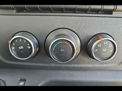 Photo 13 Renault Master  Fg F3500 L3H3 2.3 Blue dCi 135ch Confort Euro6E