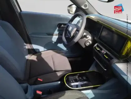 Photo 19 Fiat Panda Grande  1.2 Hybrid Turbo 110ch Icône eDCT6