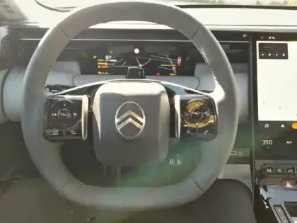 Photo 14 Citroën C5 aircross Gén. II Ph1 MAX 5