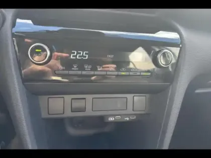 Photo 14 Toyota Yaris  Cross 116h DYNAMIC 2WD RAC 2025