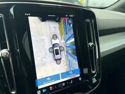 Photo 10 Volvo Xc40  B3 163ch Plus DCT 7