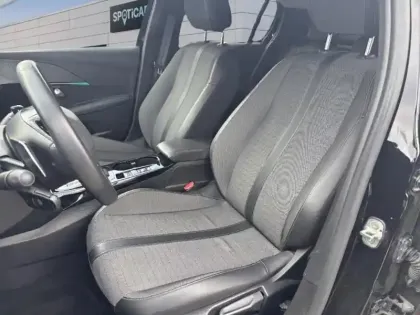 Photo 8 Peugeot 208  1.2 PureTech 100ch S&S Allure EAT8