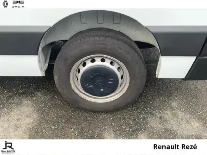 Photo 7 Renault Master  Fg F3300 L2H2 2.3 Blue dCi 135ch Grand Confort Euro6E