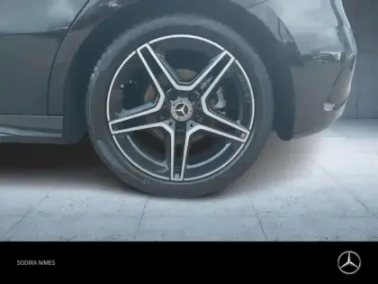 Photo 10 Mercedes Classe A  180 136ch AMG Line 7G-DCT