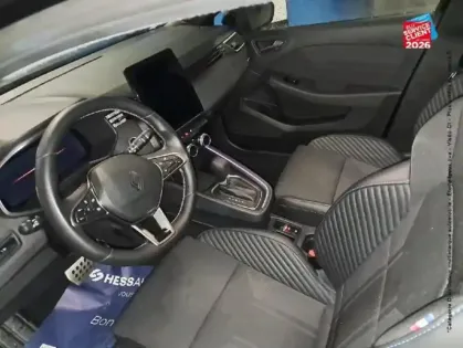 Photo 14 Renault Clio  1.6 E-Tech 145ch full hybrid esprit Alpine - 24 GPS Camera