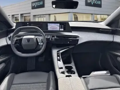 Photo 7 Peugeot 5008  Hybrid 145ch Allure e-DCS6