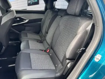 Photo 9 Peugeot 5008  Hybrid 145ch Allure e-DCS6