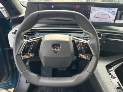 Photo 13 Peugeot 5008  Hybrid 145ch Allure e-DCS6