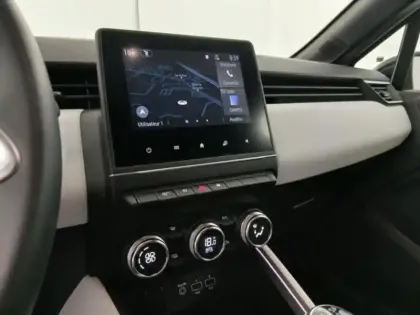 Photo 14 Renault Clio Gén. V (BJA) Ph1 NG Techno 5