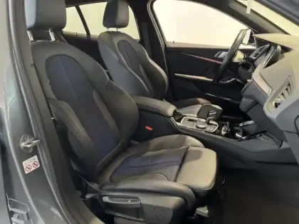 Photo 8 BMW Serie 1 Série 1 118iA 136ch M Sport DKG7