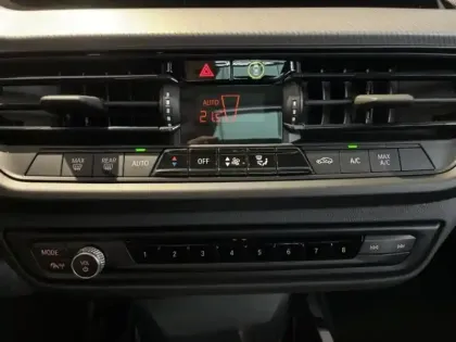 Photo 11 BMW Serie 1 Série 1 118iA 136ch M Sport DKG7