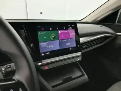 Photo 13 Renault Megane  E-Tech Electric EV60 220ch Equilibre super charge -B