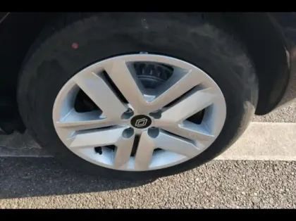 Photo 12 Renault Clio  1.5 Blue dCi 100ch Evolution - 24