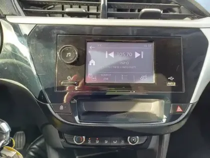 Photo 38 Opel Corsa  1.2 75 ch BVM5