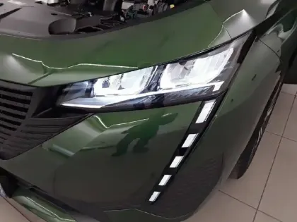 Photo 15 Peugeot 308  PHEV 180 e-EAT8