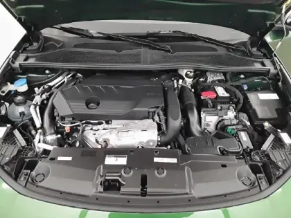 Photo 22 Peugeot 308  PHEV 180 e-EAT8