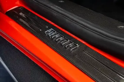 Photo 14 Ferrari 488  Pista 4.0 V8 720ch