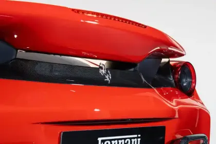Photo 10 Ferrari 488  Pista 4.0 V8 720ch