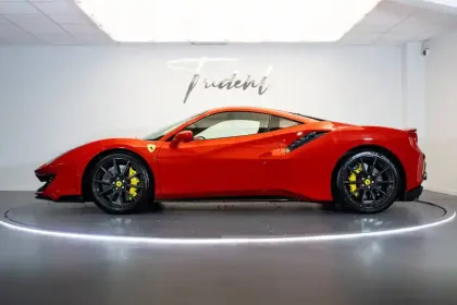 Photo 7 Ferrari 488  Pista 4.0 V8 720ch