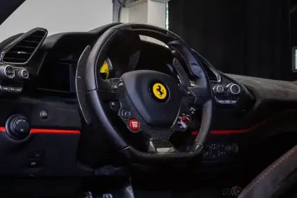 Photo 15 Ferrari 488  Pista 4.0 V8 720ch