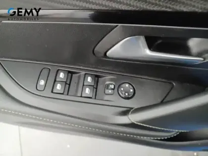 Photo 11 Peugeot 208 Gén. II Ph1 NG GT 5