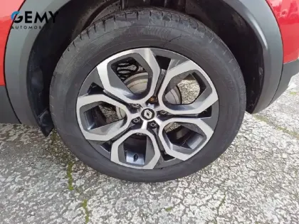 Photo 10 Renault Captur  TCe 90 - 21