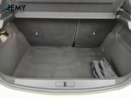 Photo 45 Peugeot 208  PureTech 100 S&S BVM6