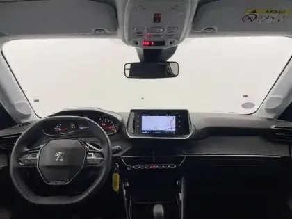 Photo 93 Peugeot 208  PureTech 75 S&S BVM5