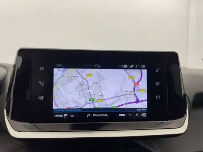 Photo 19 Peugeot 208  PureTech 75 S&S BVM5