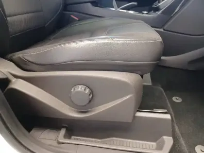 Photo 14 Ford Kuga  2.0 TDCi 150 S&S 4x4