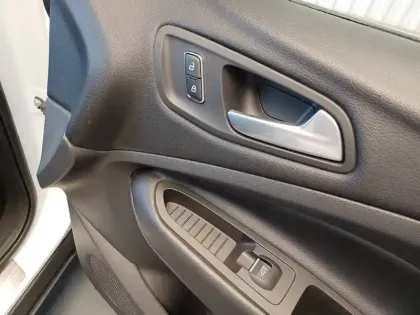 Photo 15 Ford Kuga  2.0 TDCi 150 S&S 4x4