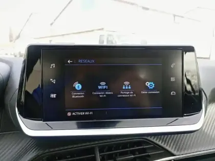 Photo 13 Peugeot 208  PureTech 75 S&S BVM5