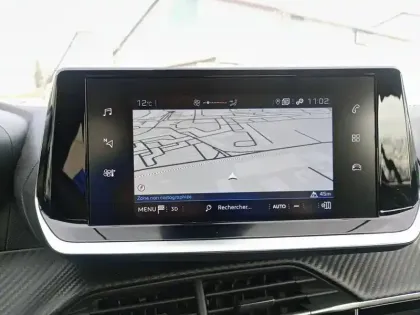 Photo 12 Peugeot 208  PureTech 75 S&S BVM5