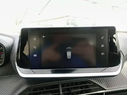 Photo 14 Peugeot 208  PureTech 75 S&S BVM5