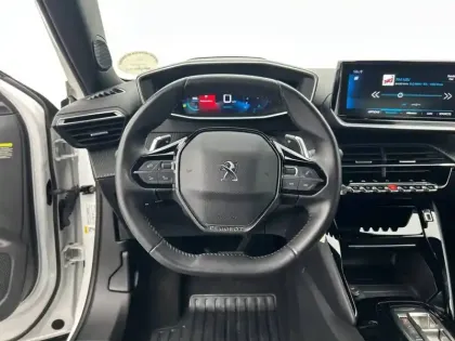 Photo 74 Peugeot 2008  BlueHDi 130 S&S EAT8