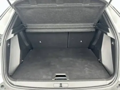 Photo 38 Peugeot 2008  BlueHDi 130 S&S EAT8