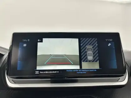 Photo 87 Peugeot 2008  BlueHDi 130 S&S EAT8