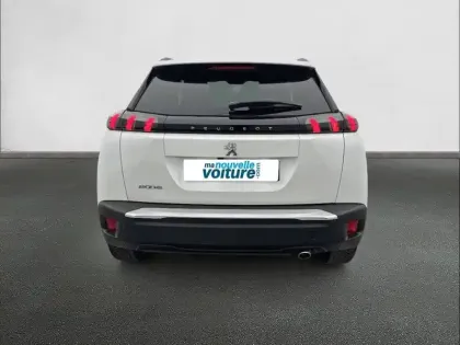 Photo 70 Peugeot 2008  BlueHDi 130 S&S EAT8