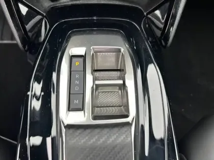 Photo 46 Peugeot 2008  BlueHDi 130 S&S EAT8