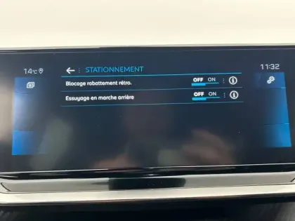 Photo 92 Peugeot 2008  BlueHDi 130 S&S EAT8