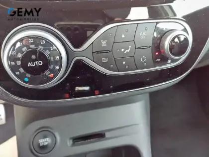 Photo 14 Renault Captur  TCe 90 - 19