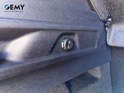 Photo 73 Peugeot 3008  Hybrid 136 e-DCS6