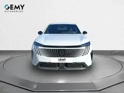 Photo 32 Peugeot 3008  Hybrid 136 e-DCS6