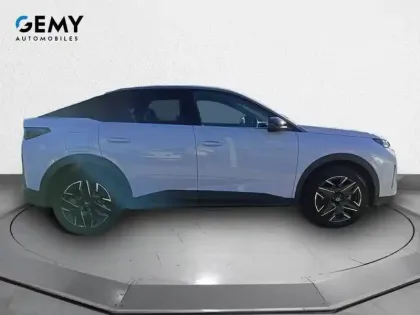 Photo 34 Peugeot 3008  Hybrid 136 e-DCS6